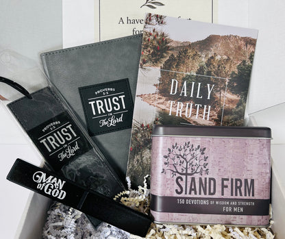 Trust in the Lord Box for Men - Devotional Cards, Daily Truth Book, Journal, Bookmark & Gift Pen